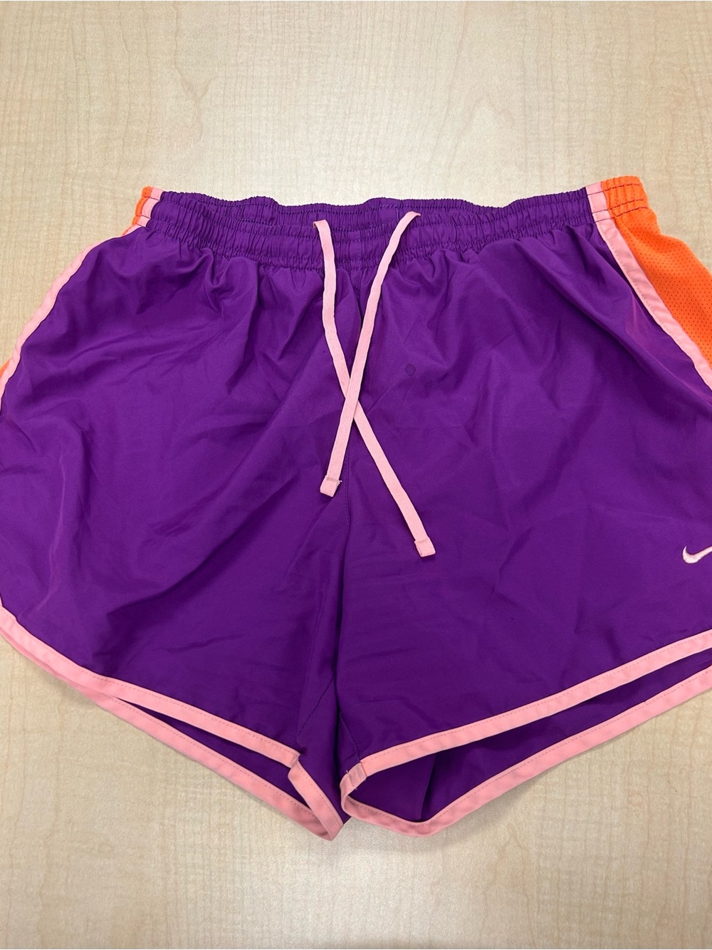 Nike & ASICS size medium lot of 3 Athletic Shorts - Picture 9 of 12